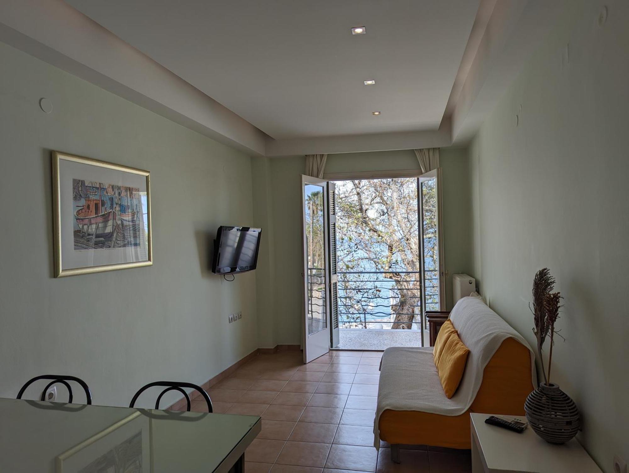 Helen'S Rooms Míloi المظهر الخارجي الصورة